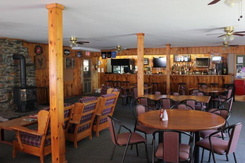 Red Umbrella Inn Minden Hills Екстер'єр фото
